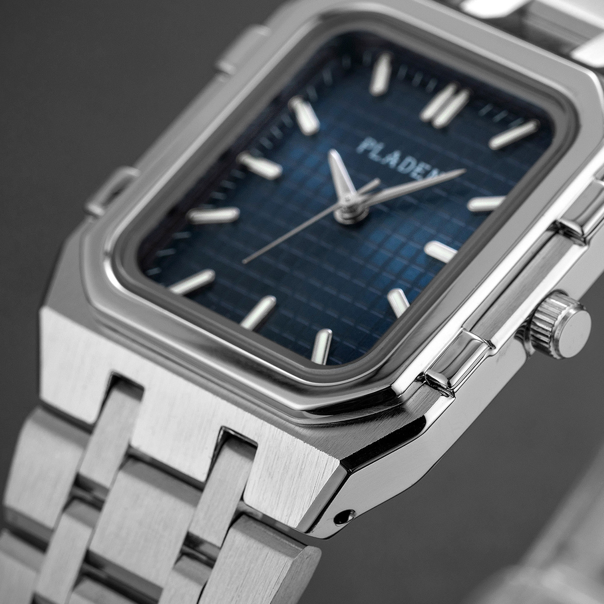 Marque de luxe cadran bleu hom - Luxury Watch Maker avis et prix
