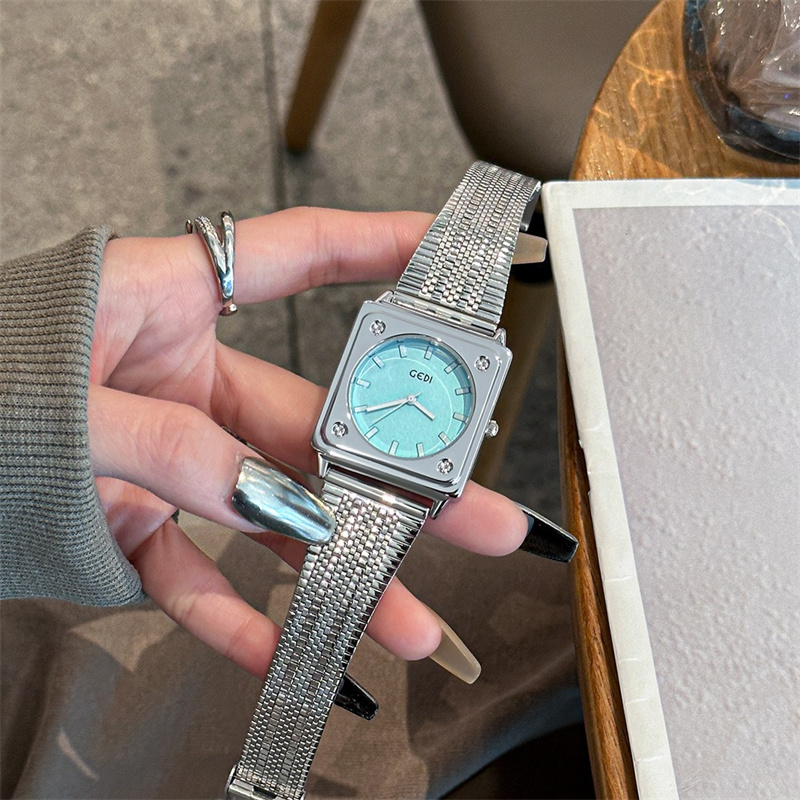 Montre minimaliste élégante et - Luxury Watch Gift For Her avis et prix