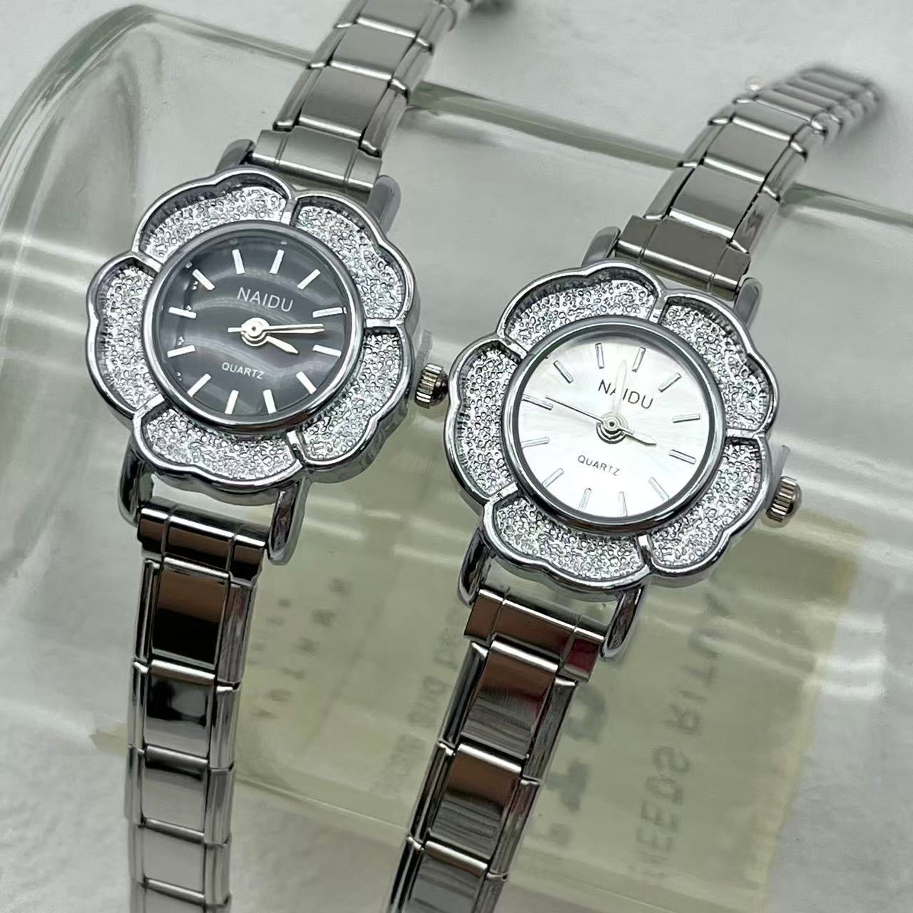 Montres à Quartz pour femmes a - Luxury Watch Gift For Her avis et prix